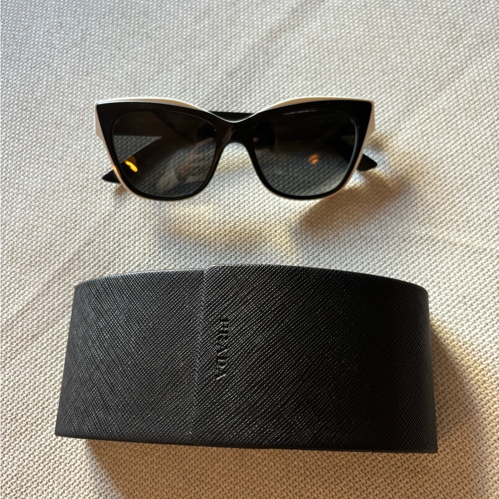 NEW Prada sunglasses with box